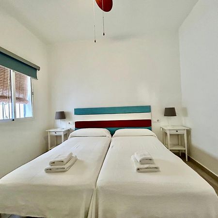 Acogedor Apt 8Pax 4Bdr 2Bth- Cozyhomesevilla2 Екстериор снимка