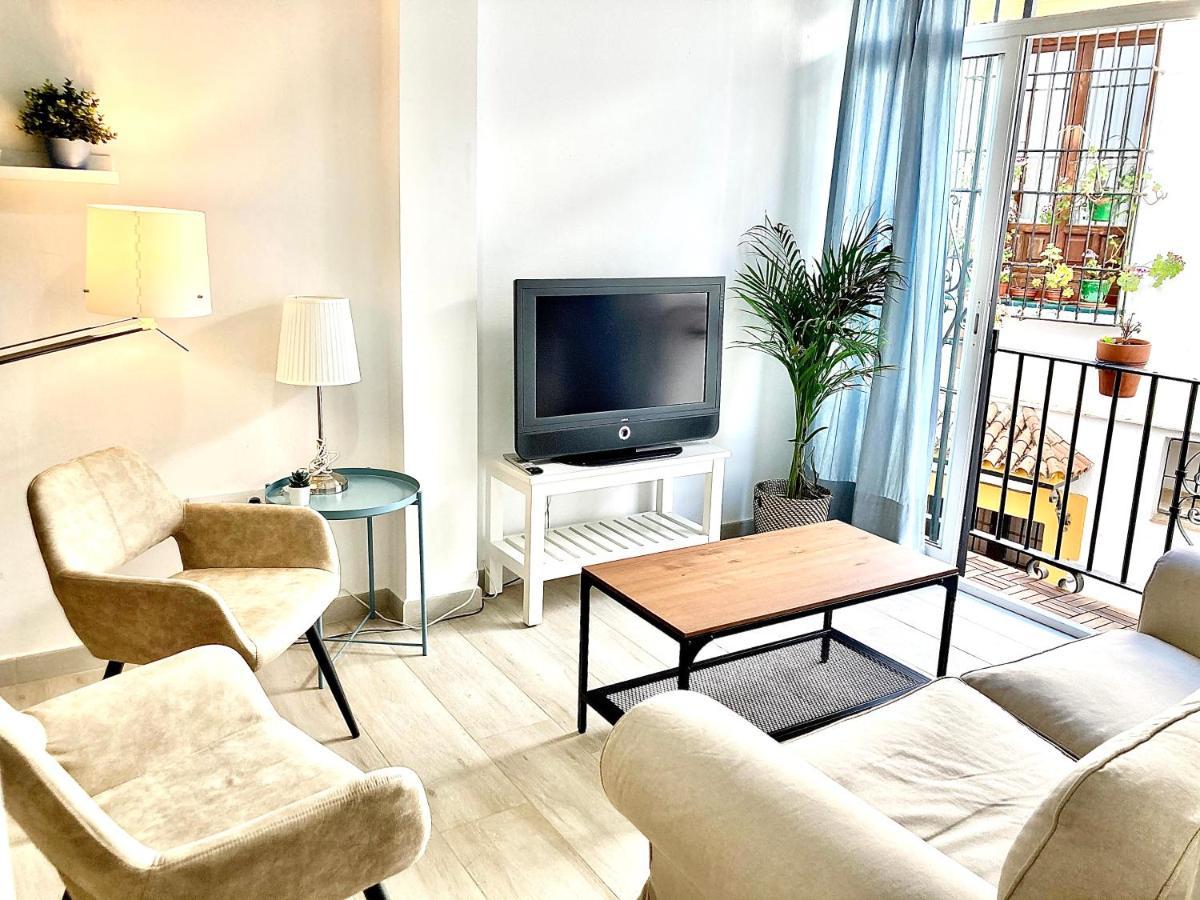 Acogedor Apt 8Pax 4Bdr 2Bth- Cozyhomesevilla2 Екстериор снимка