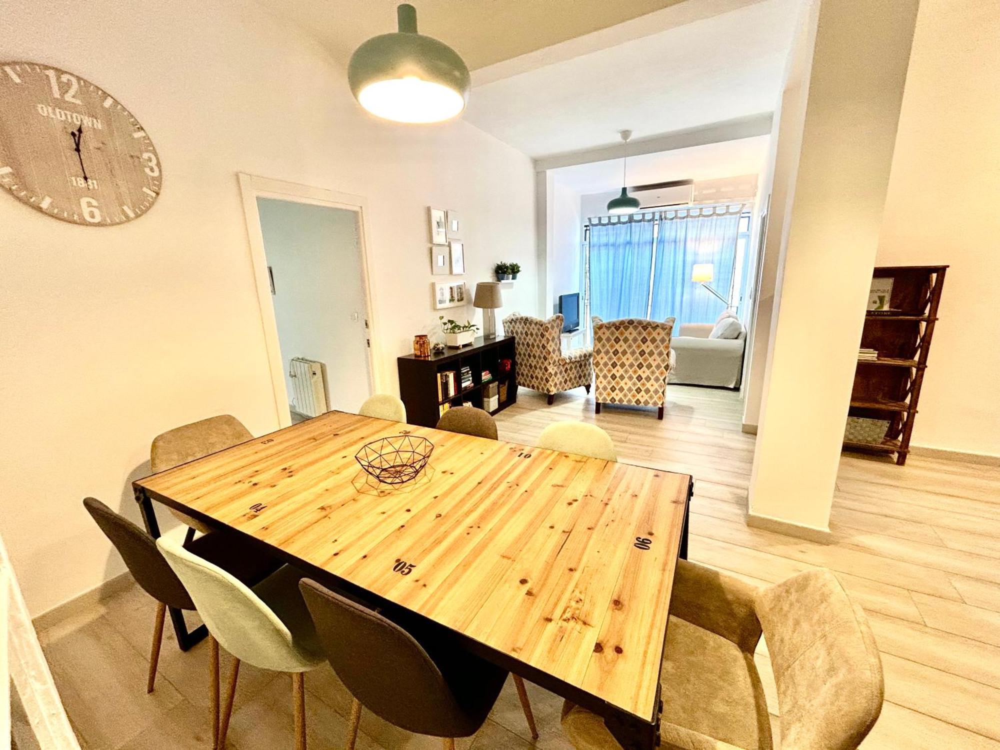 Acogedor Apt 8Pax 4Bdr 2Bth- Cozyhomesevilla2 Екстериор снимка