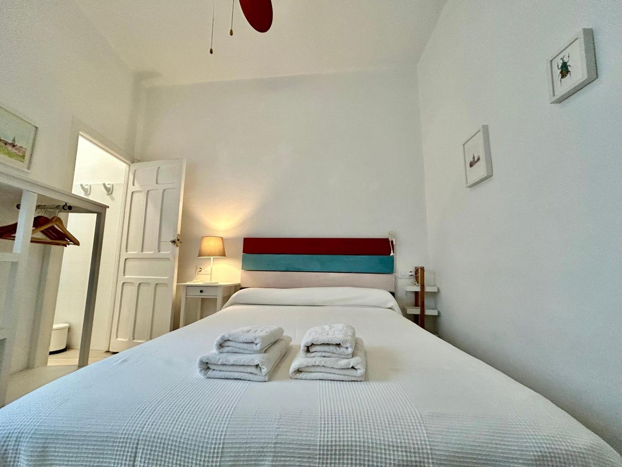 Acogedor Apt 8Pax 4Bdr 2Bth- Cozyhomesevilla2 Екстериор снимка
