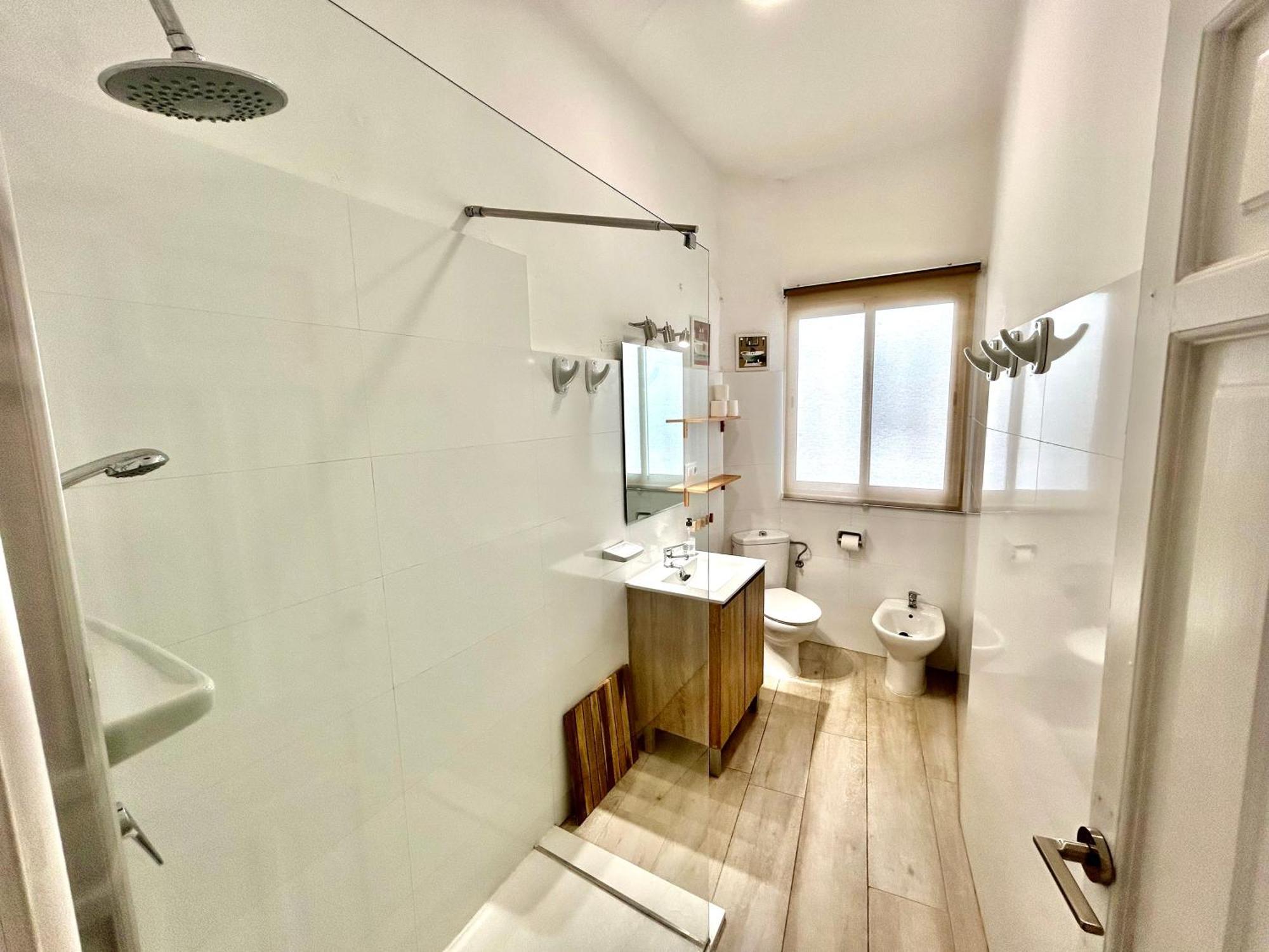 Acogedor Apt 8Pax 4Bdr 2Bth- Cozyhomesevilla2 Екстериор снимка