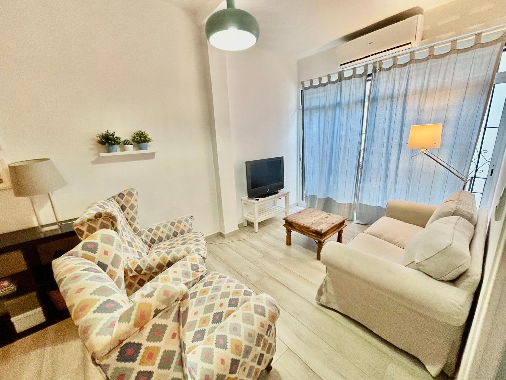 Acogedor Apt 8Pax 4Bdr 2Bth- Cozyhomesevilla2 Екстериор снимка