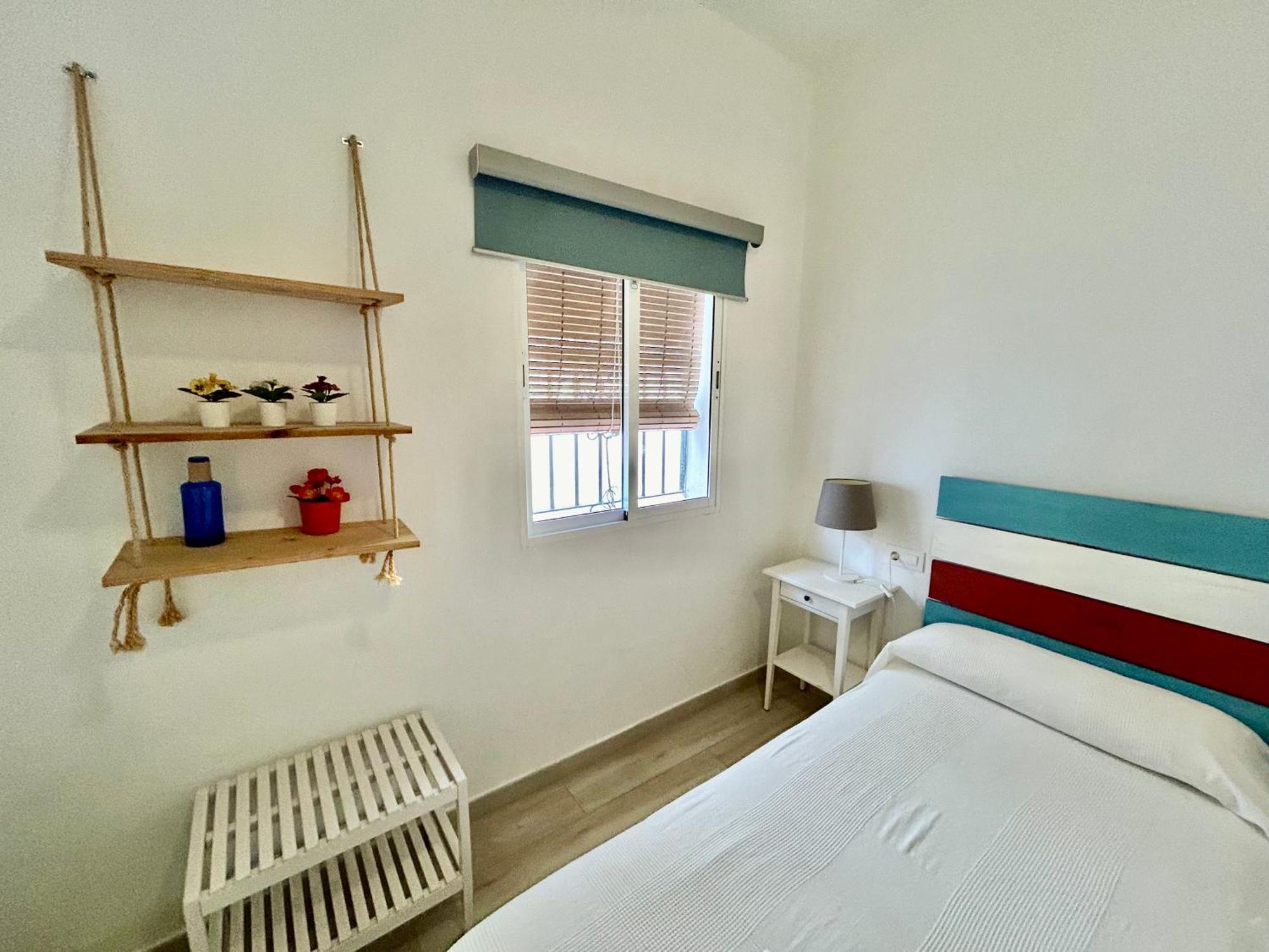 Acogedor Apt 8Pax 4Bdr 2Bth- Cozyhomesevilla2 Екстериор снимка